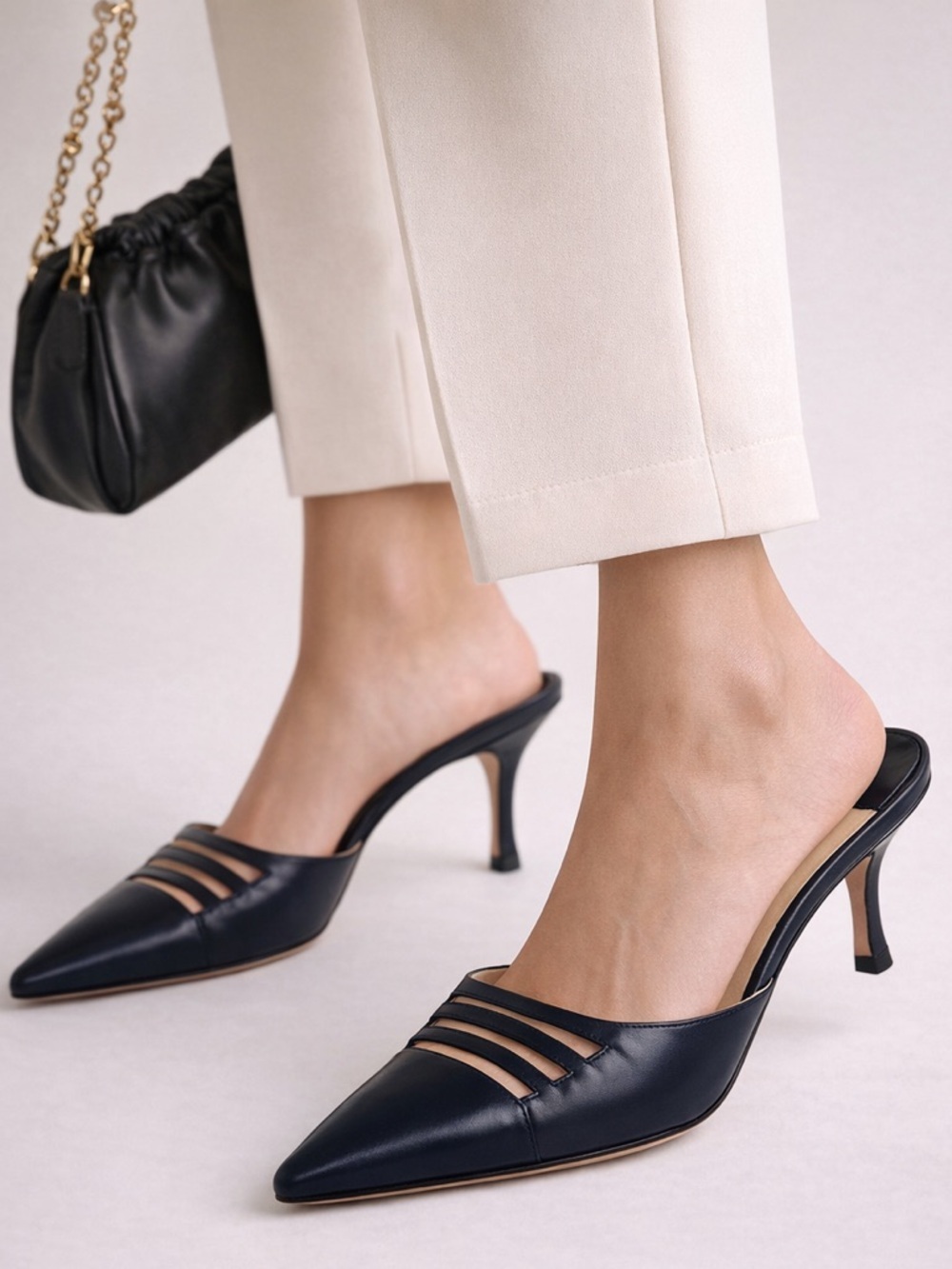 Manolo Blahnik Midnight Dark Navy blue Strappy Mule Heels Pointed Toe EU 37.5 - Picture 1 of 10